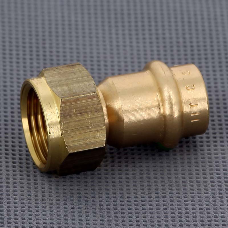 Муфта переходная пресс-В Viega Sanpress с накидной гайкой бронза 15х1/2 380885