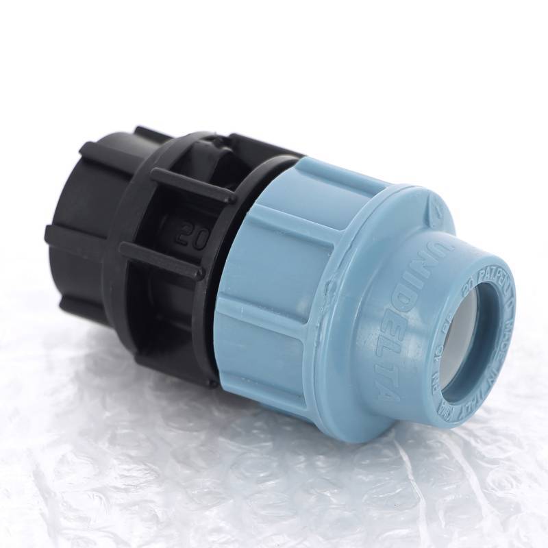 Муфта обжимная Unidelta для труб ПНД с внутренней резьбой 20х1/2 1004020002