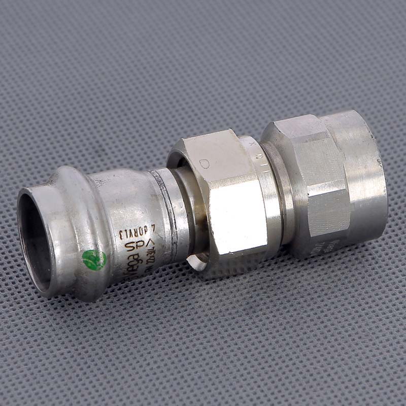 Муфта разъемная Viega Sanpress Inox 22х3/4 пресс-В с плоским уплотнением 437503