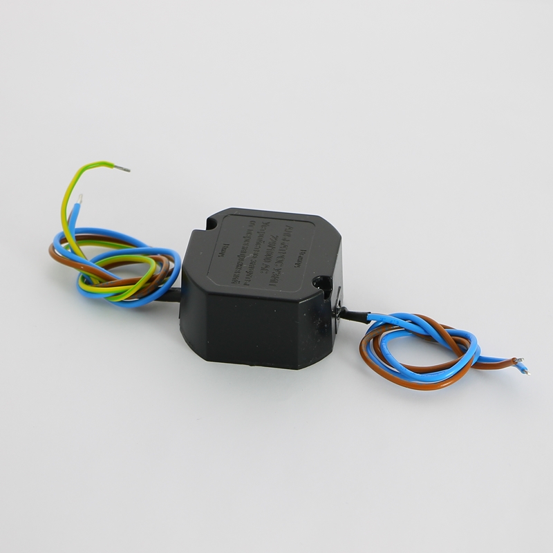 Устройство защиты от импульсных перенапряжений АЛЬБАТРОС-220/1000 AC цвет черный