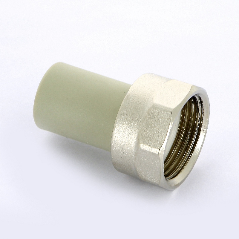 Муфта сварка-В  20х3/4' с накидной гайкой, цельный PPR корпус