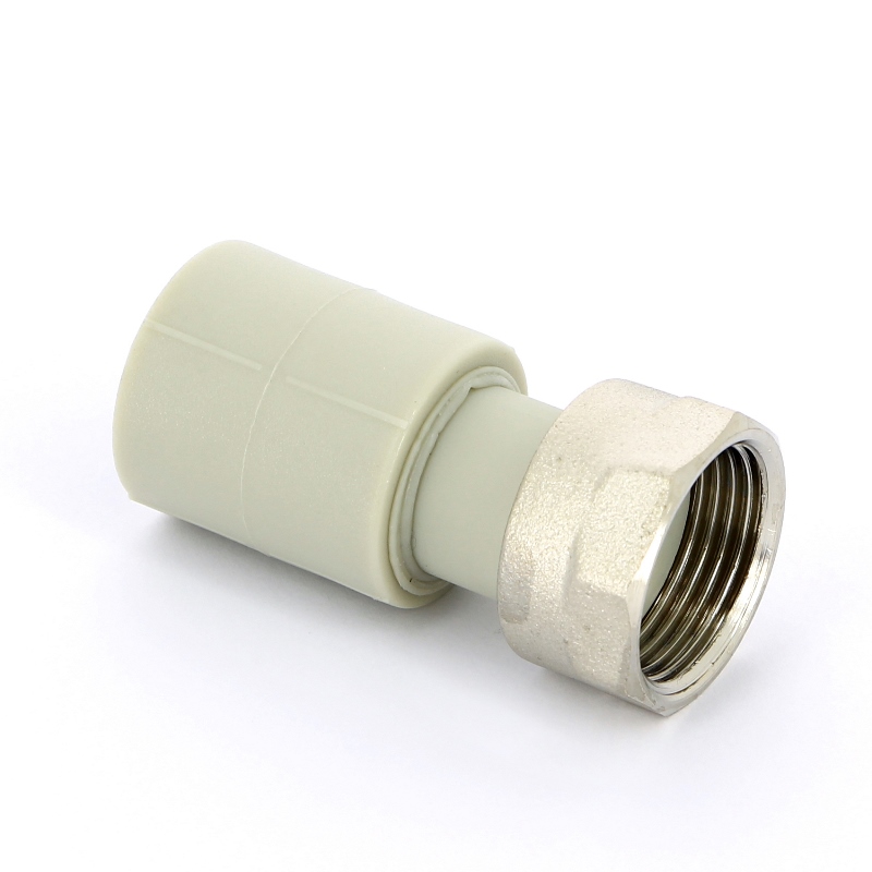 Муфта сварка-В 20х3/4' с накидной гайкой