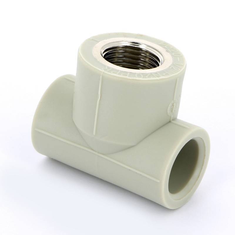 Тройник полипропиленовый FV-Plast 20х1/2х20 мм с внутренней резьбой 222020