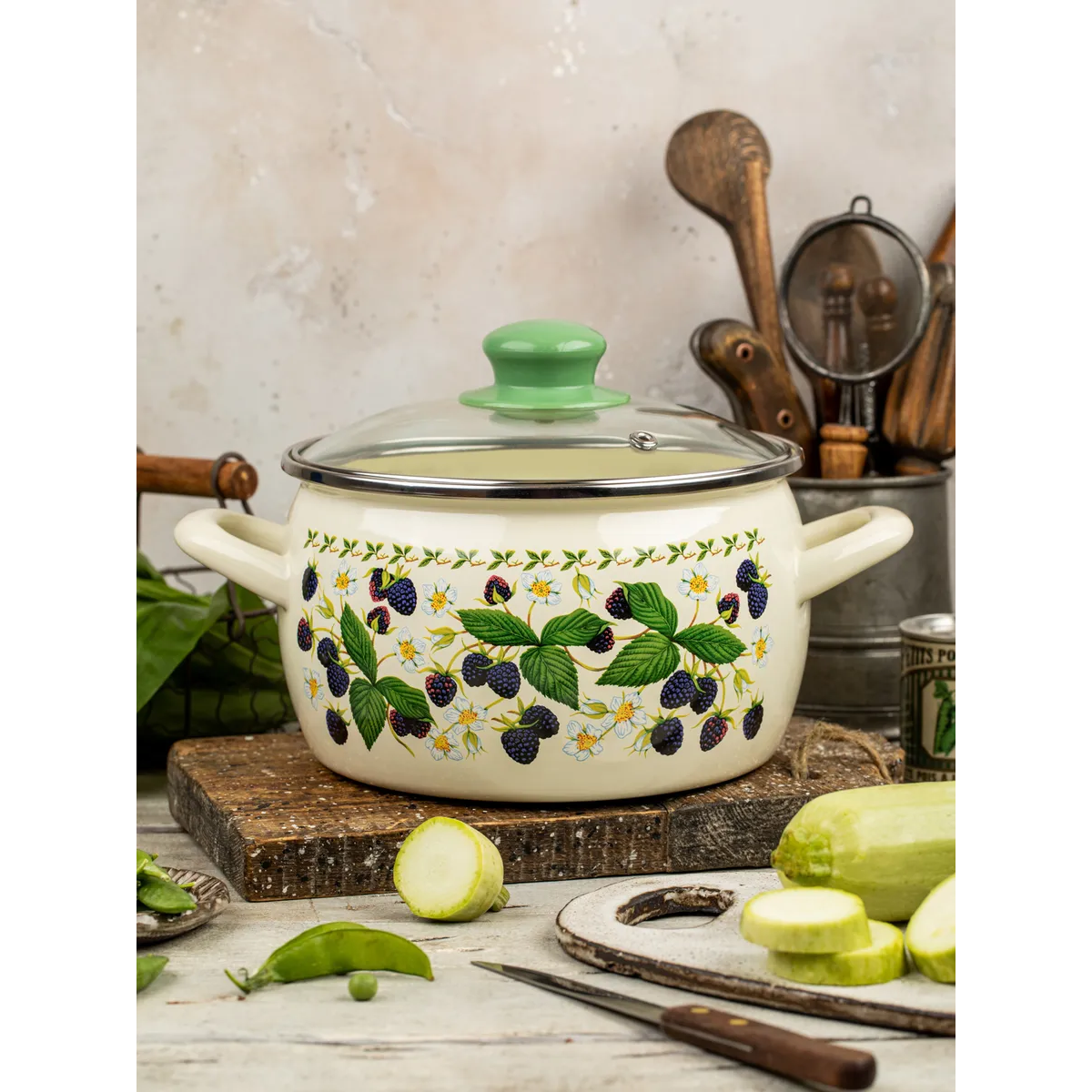 Кастрюля эмалированная Metrot Ежевика 2.4 л 7335