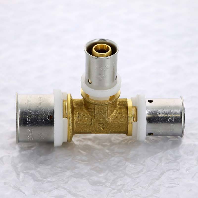 Тройник пресс Uni-Fitt 26х16х20 мм 706G8670