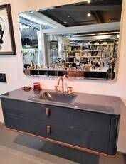 Комплект мебели Milldue Tailor: тумба, столешница с раковиной, смеситель THG Bondi, зеркало