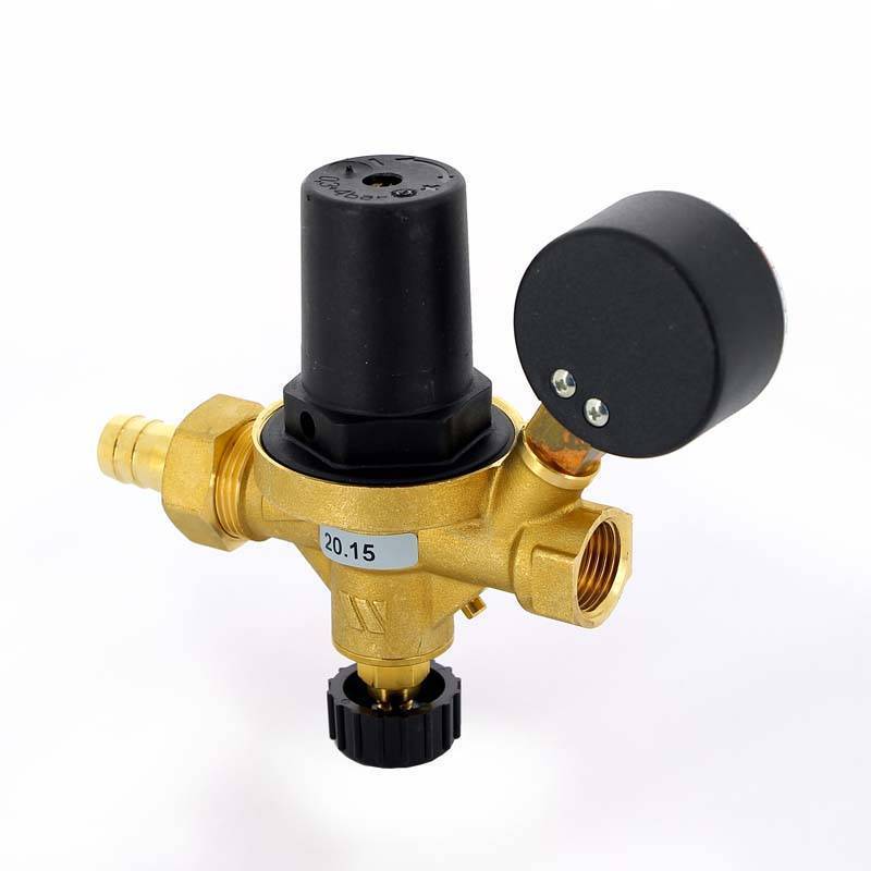 Клапан подпиточный WATTS ALMD 1/2 В со штуцером и манометром 10004889