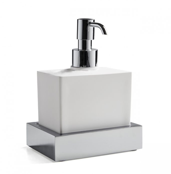 Дозатор для жидкого мыла 3SC SK 3.0 120х90х180 мм хром SK01DASL