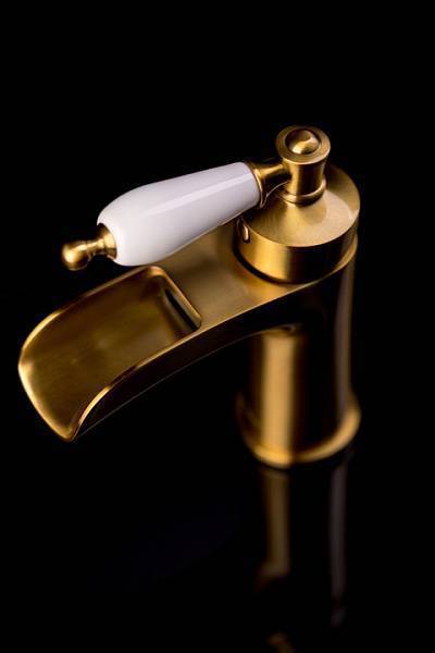 Смеситель для раковины Boheme Vogue глянцевое золото 211