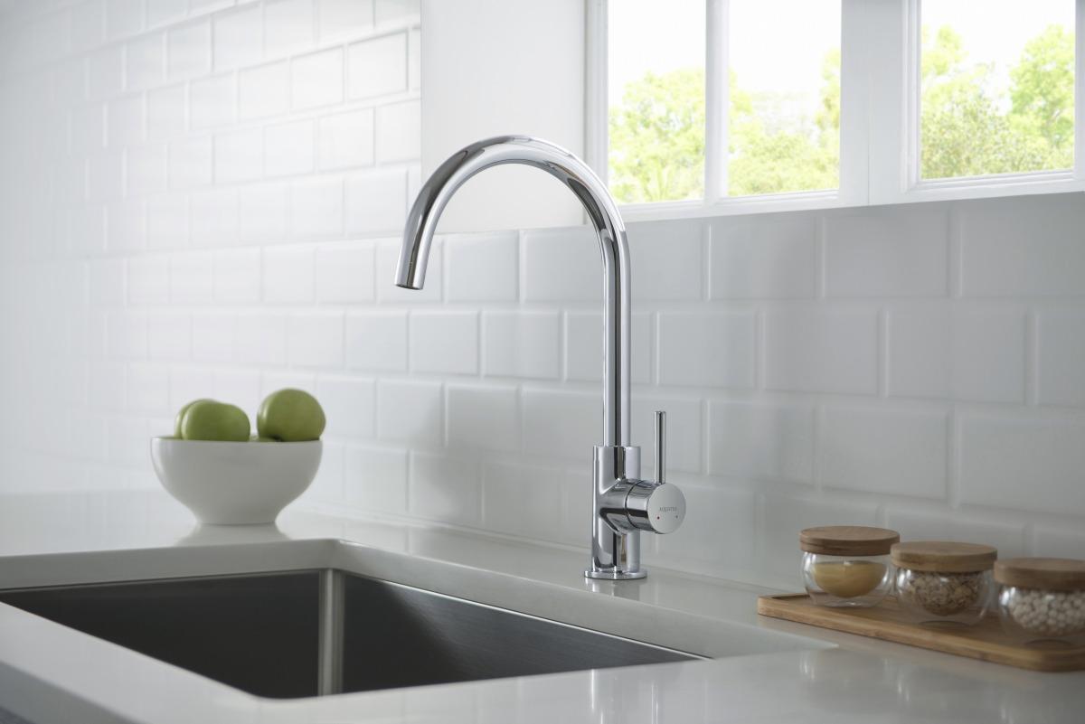 Смеситель для кухни Aquanet Европа хром AQ1382CR