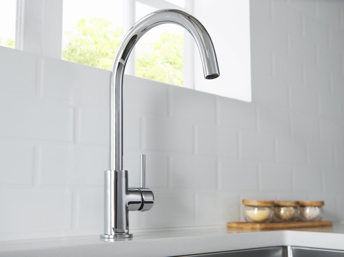 Смеситель для кухни Aquanet Европа хром AQ1382CR