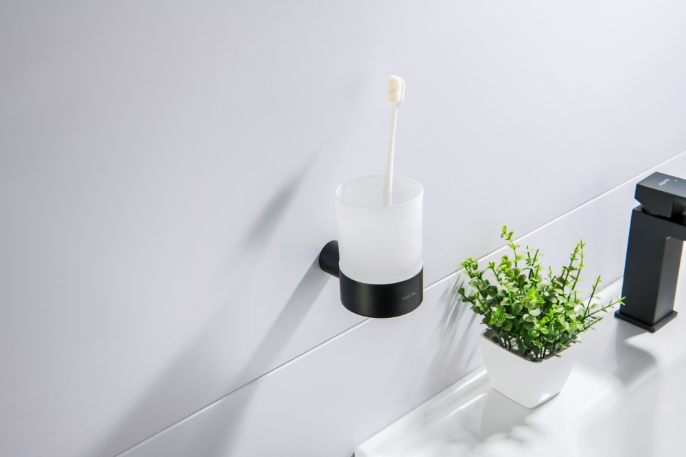 Стакан с держателем Aquatek Лира матовый черный AQ4404MB