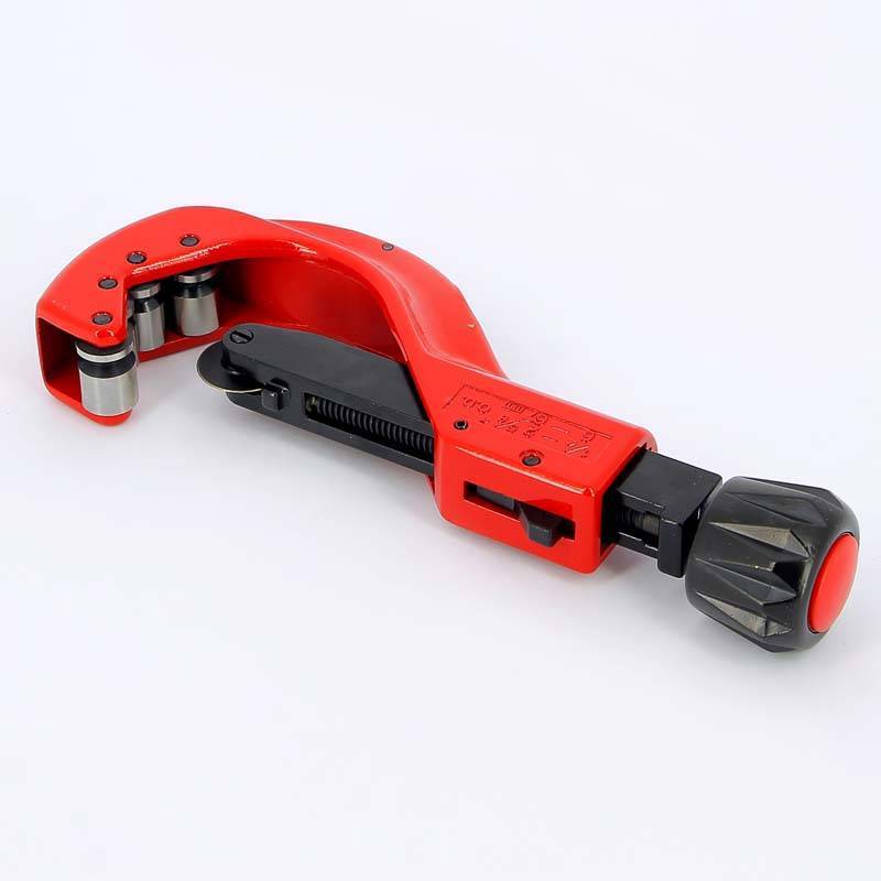 Резак для металлопластиковых труб круговой с фаскоснимателем Tiemme 0-63 мм 0340034