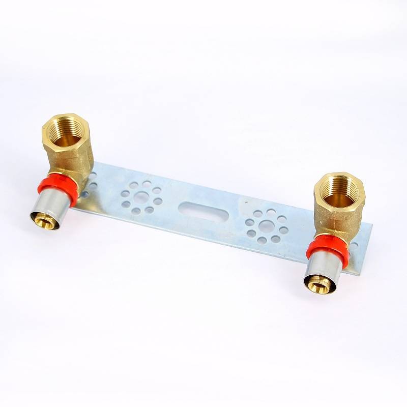 Водорозетка пресс-В двойная на планке с вертикальной подводкой TIEMME 16х1/2 1650024