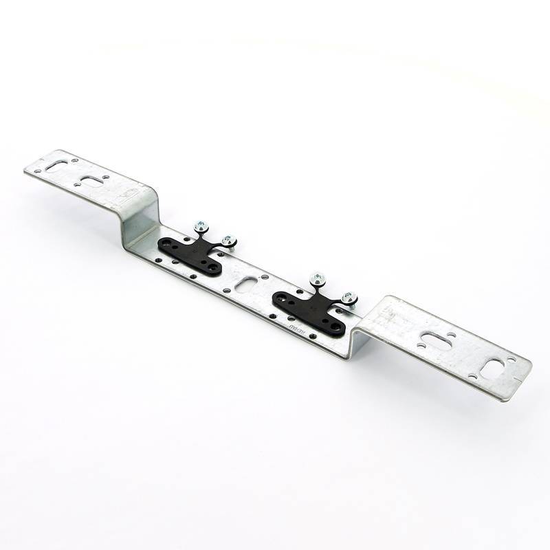 Кронштейн для водорозеток Rehau тип O 100 двойной 11055311001