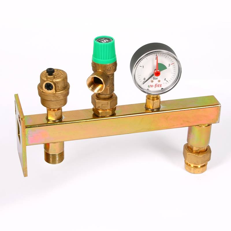 Группа безопасности котла с консолью для расширительного бака и отсечным клапаном Uni-Fitt 256D3230