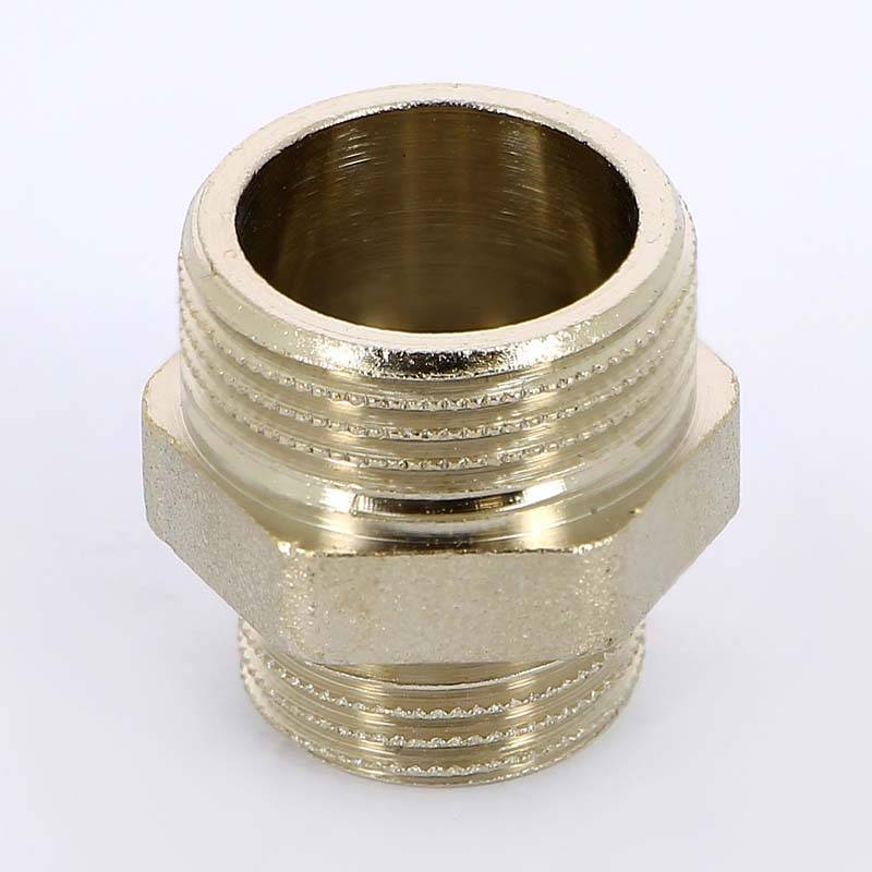 Ниппель редукционный Uni-Fitt 3/4x1/2 никелированный 600N3200