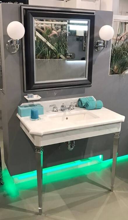 Комплект Devon&Devon Epoque консоль с раковиной смесителем зеркалом и бра хром/белый DevonDevonEpoqueSet