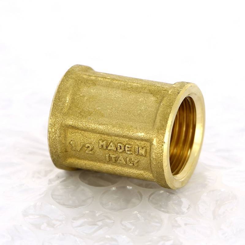 Муфта латунная Tiemme 1/2 дюйма ВР-ВР 1500034