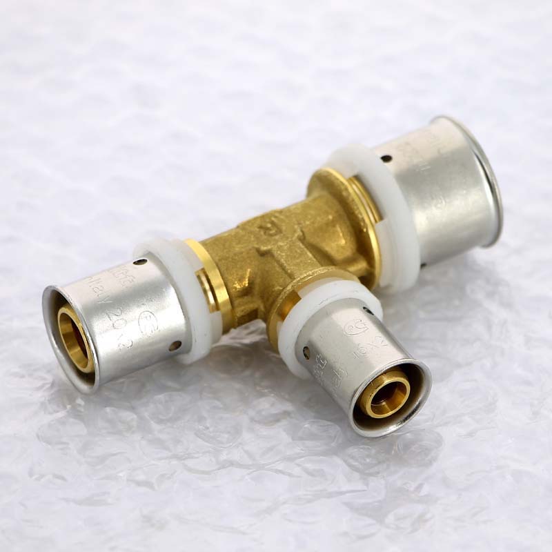 Тройник пресс Uni-Fitt 26х16х20 мм 706G8670