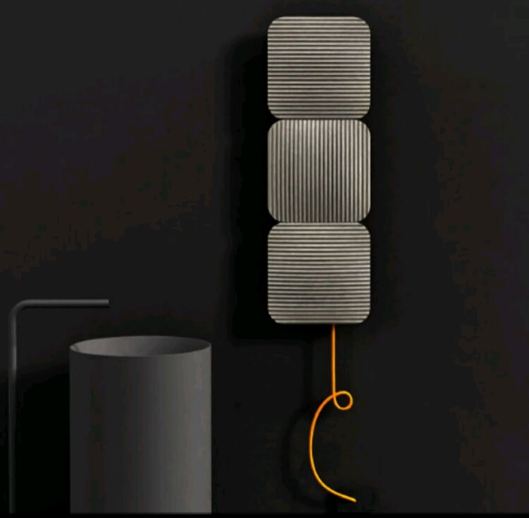 Полотенцесушитель электрический Antrax Lana V 330x990 мм с кабелем Alluminio Raggrinzante LANVS099033BARAG