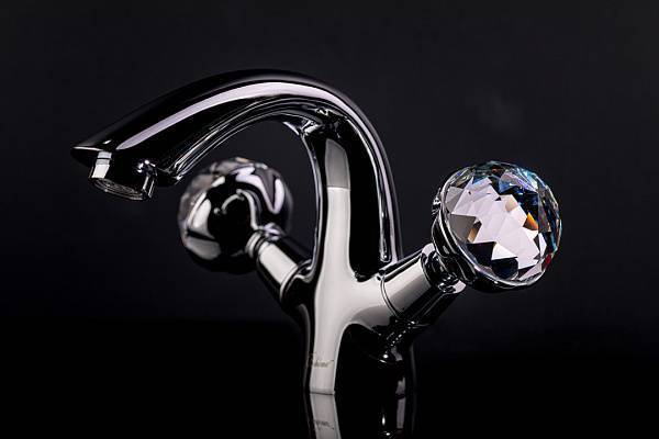 Смеситель для раковины Boheme Brillante Presente хром 351