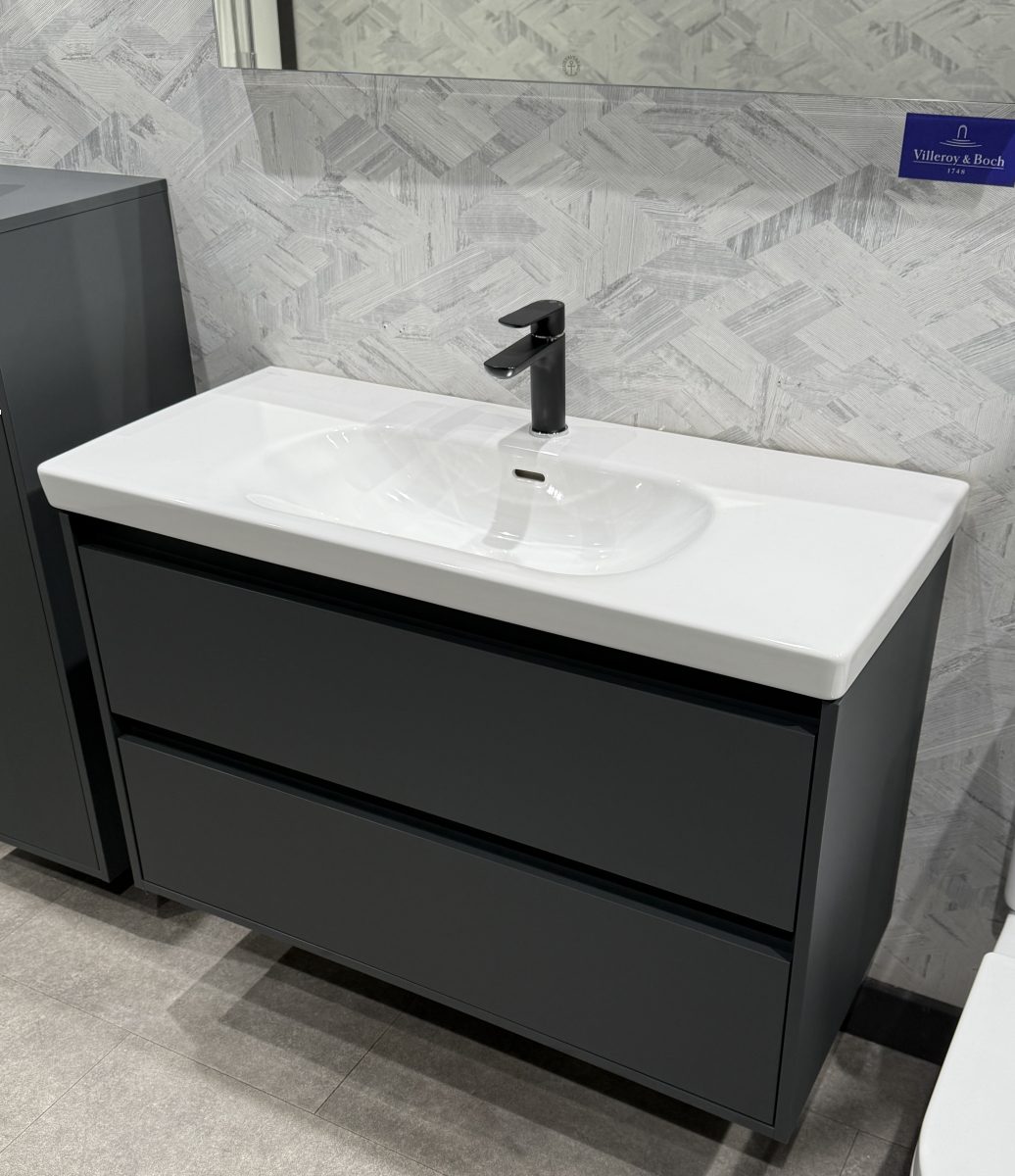 Раковина на тумбу Villeroy & Boch Skyla C79900VR