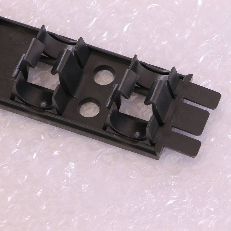 Монтажная планка для теплого пола HENCO с клейким слоем для трубы 16 мм 1 м UP-16M1