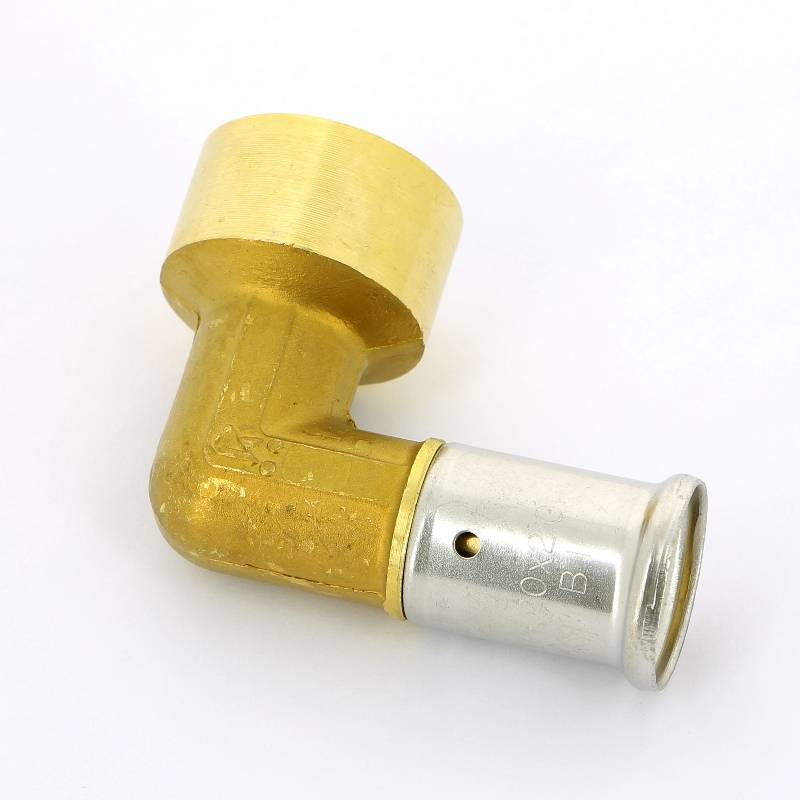 Угольник пресс Henco 20 x 3/4 ВР 6P-2005