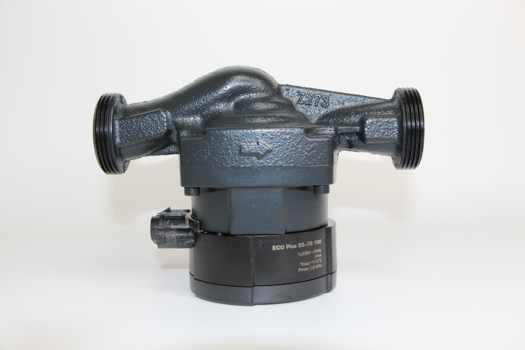 Циркуляционный насос ECO Plus 25-70 180 с комплектом гаек ECEP2570180