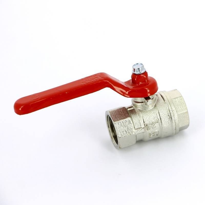 Кран шаровой Uni-Fitt VIVO ВВ рычаг 1/2 100L2000