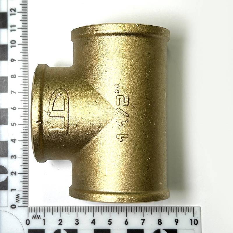 Тройник резьбовой LD Pride 1 1/2 ВВВ латунь LD.65.514.40