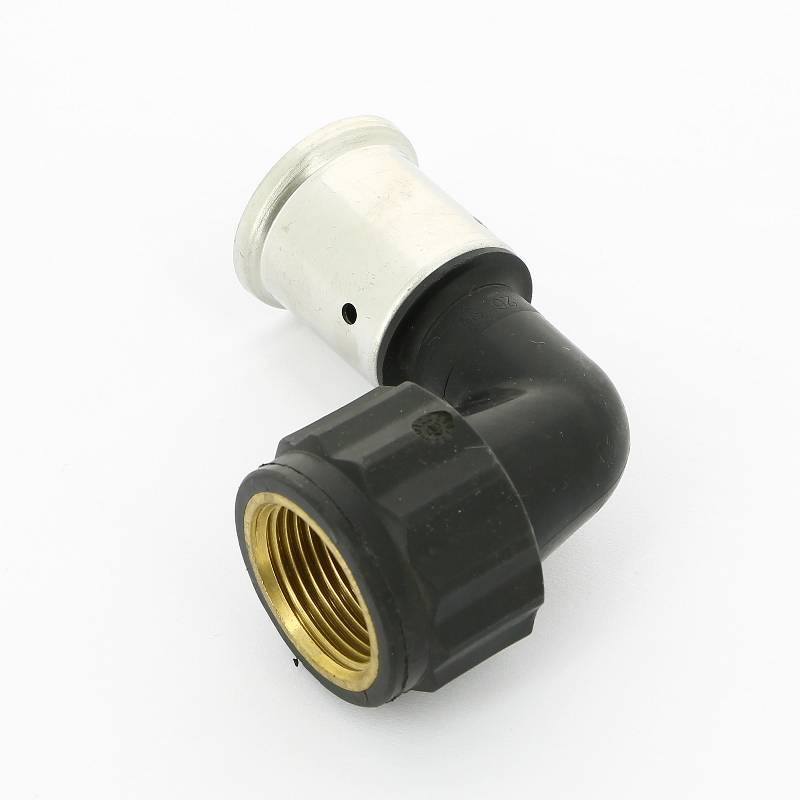 Угол пресс с внутренней резьбой Henco PVDF 26x3/4 6PK-2605