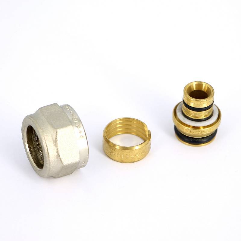 Соединитель для металлопластиковых труб Tiemme 16х2.0 мм M22 1637N162016