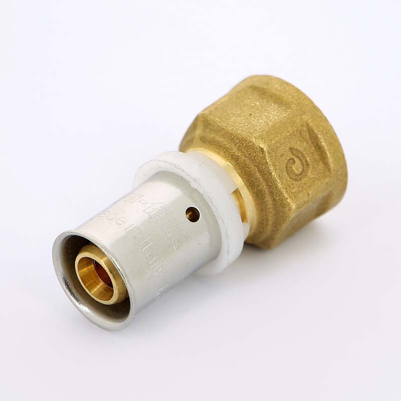 Муфта пресс-В Uni-Fitt 16x1/2 701G6200