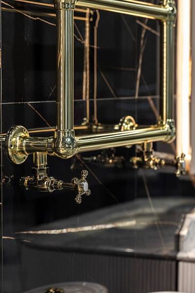 Полотенцесушитель водяной Boheme Imperiale 74.8х56.8 см золото 719