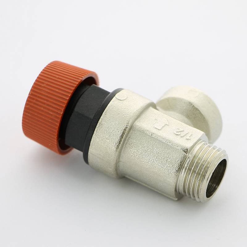 Предохранительный клапан Uni-Fitt 1/2 НВ 3 бар никелированный 242N3022