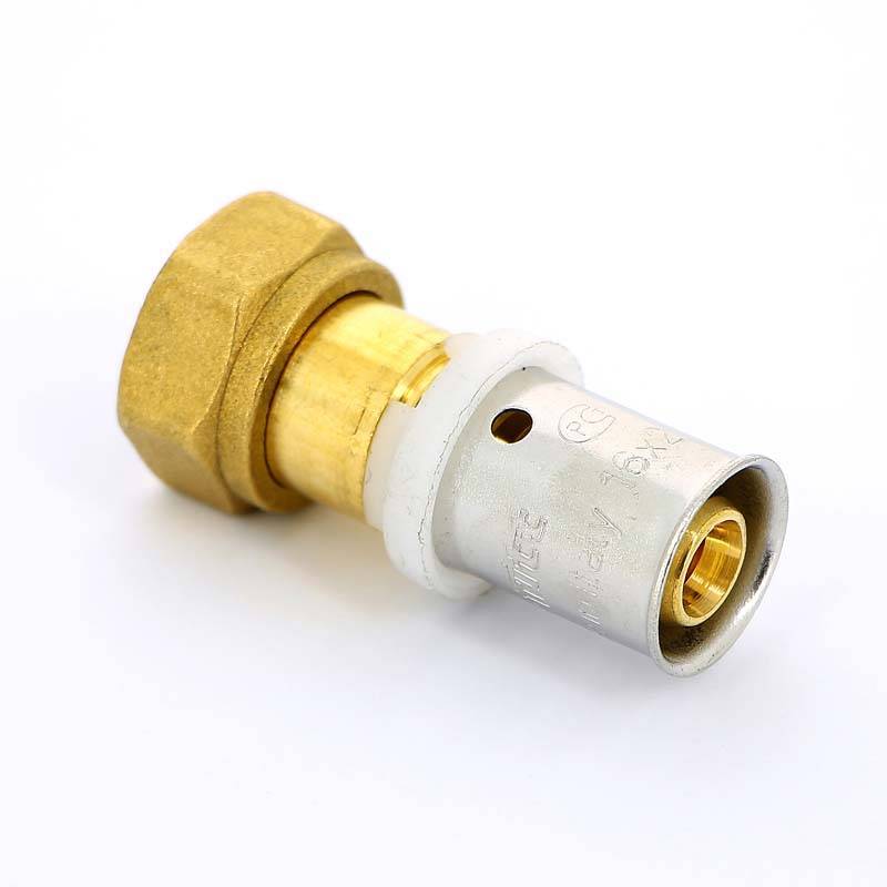 Муфта пресс с накидной гайкой Uni-Fitt 16x1/2 плоское уплотнение 714G6200