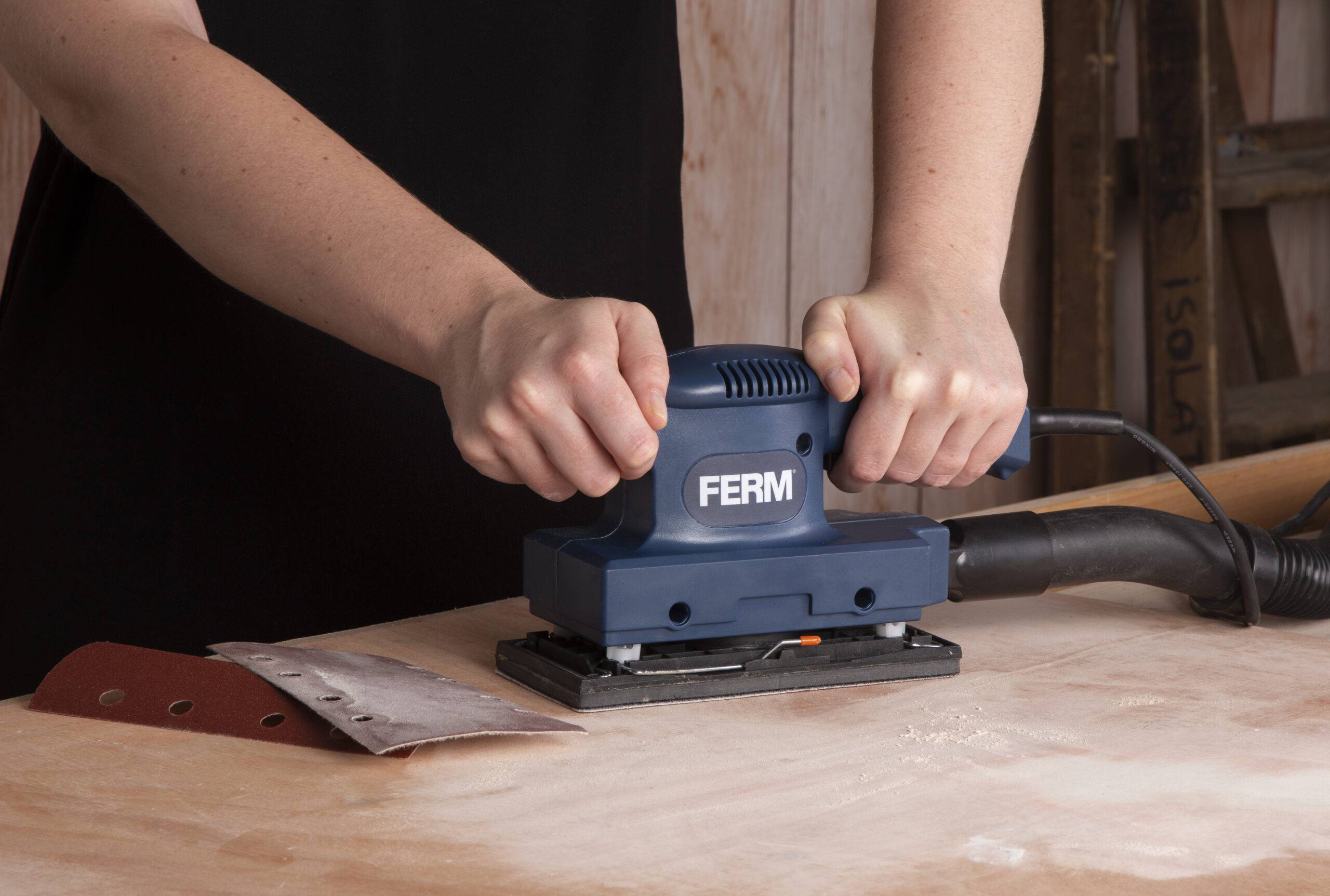 Дельташлифовальная машина FERM PSM 130 Вт 140x140x80 мм PSM