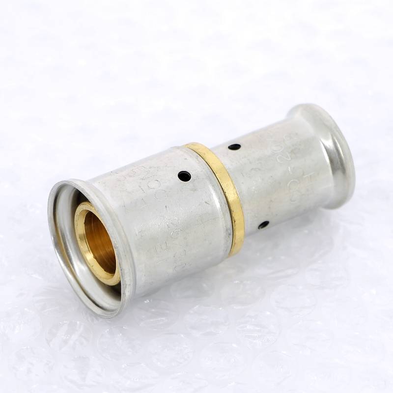 Муфта переходная пресс Henco 26х20 мм 16P-2620