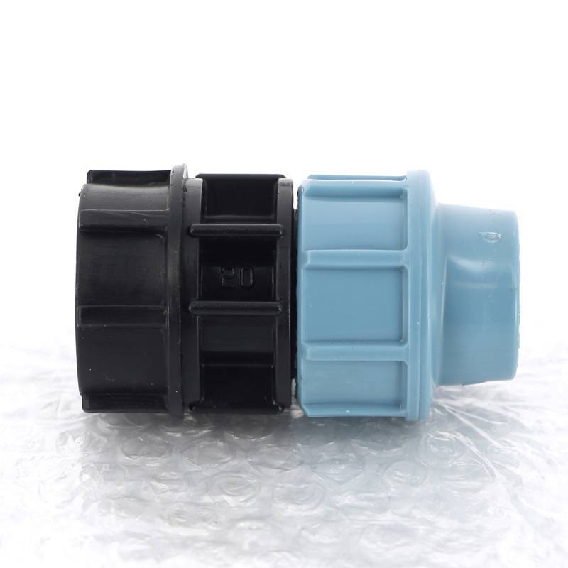 Муфта обжимная Unidelta для труб ПНД с внутренней резьбой 20х3/4 1004020003