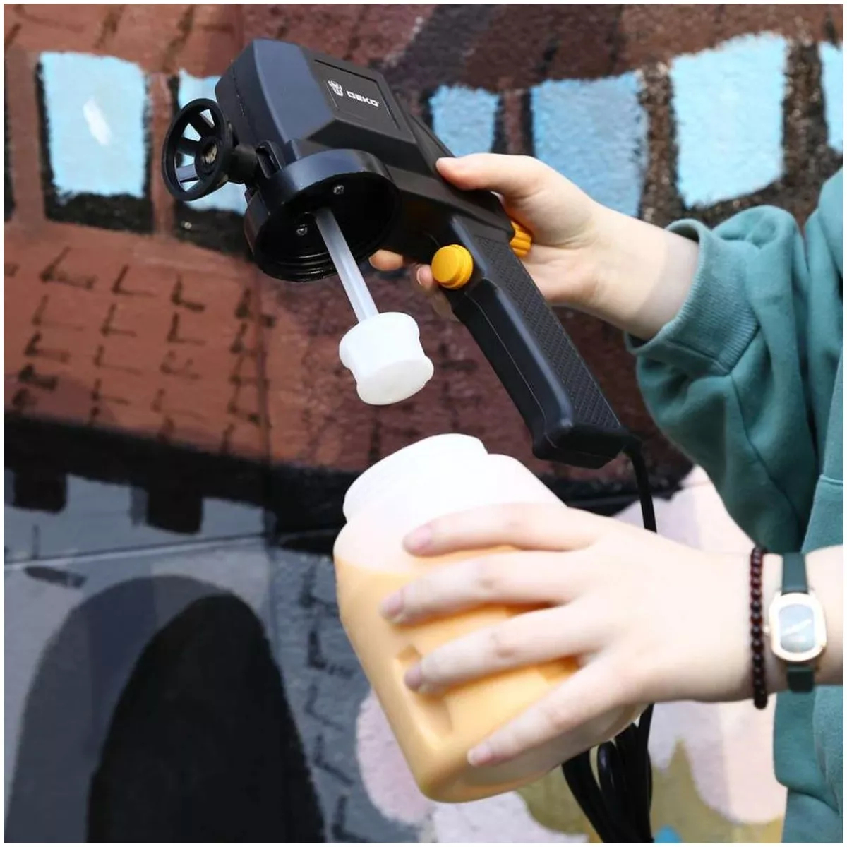 Краскопульт электрический DEKO DKSG150 150 Вт 700 мл 063-4032