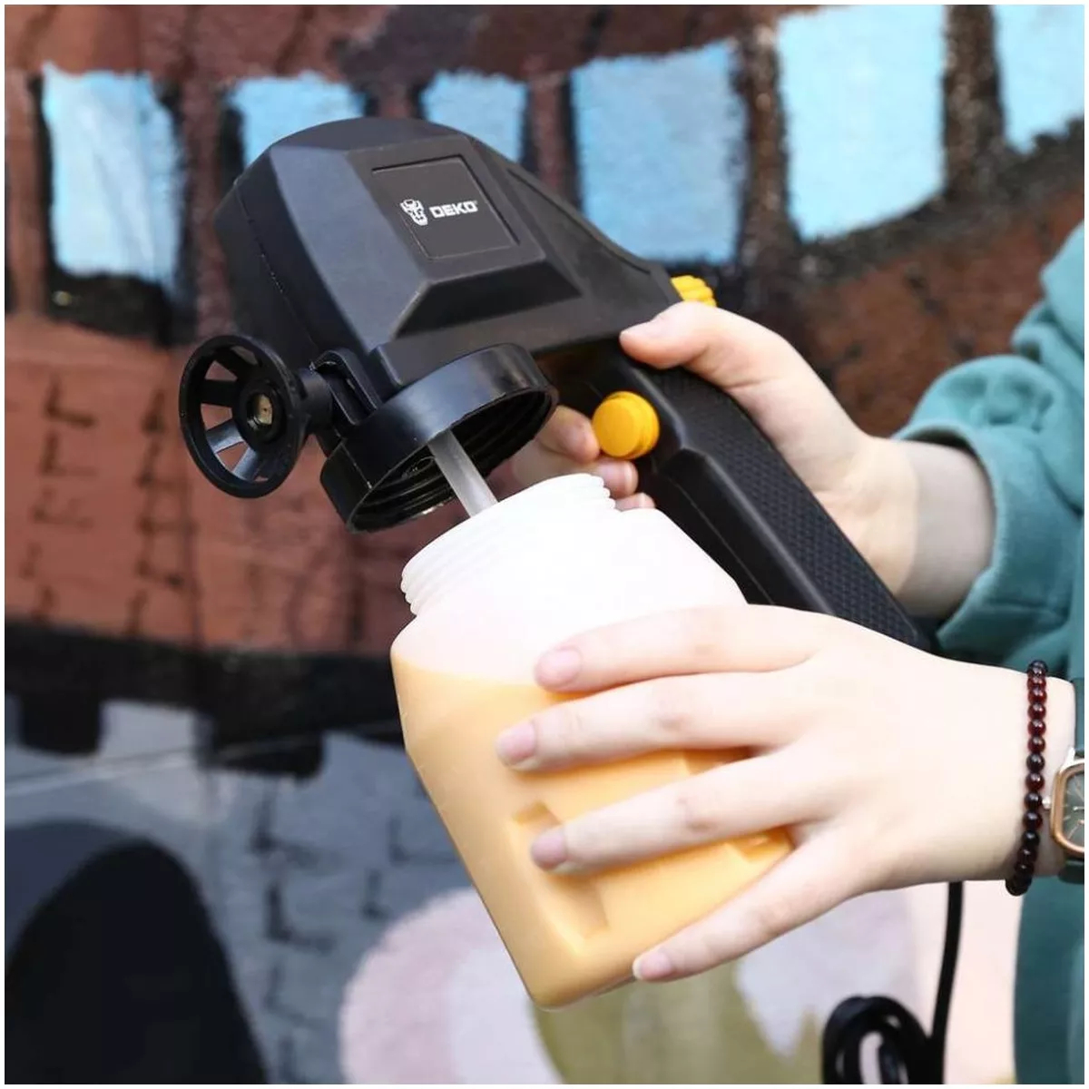 Краскопульт электрический DEKO DKSG150 150 Вт 700 мл 063-4032