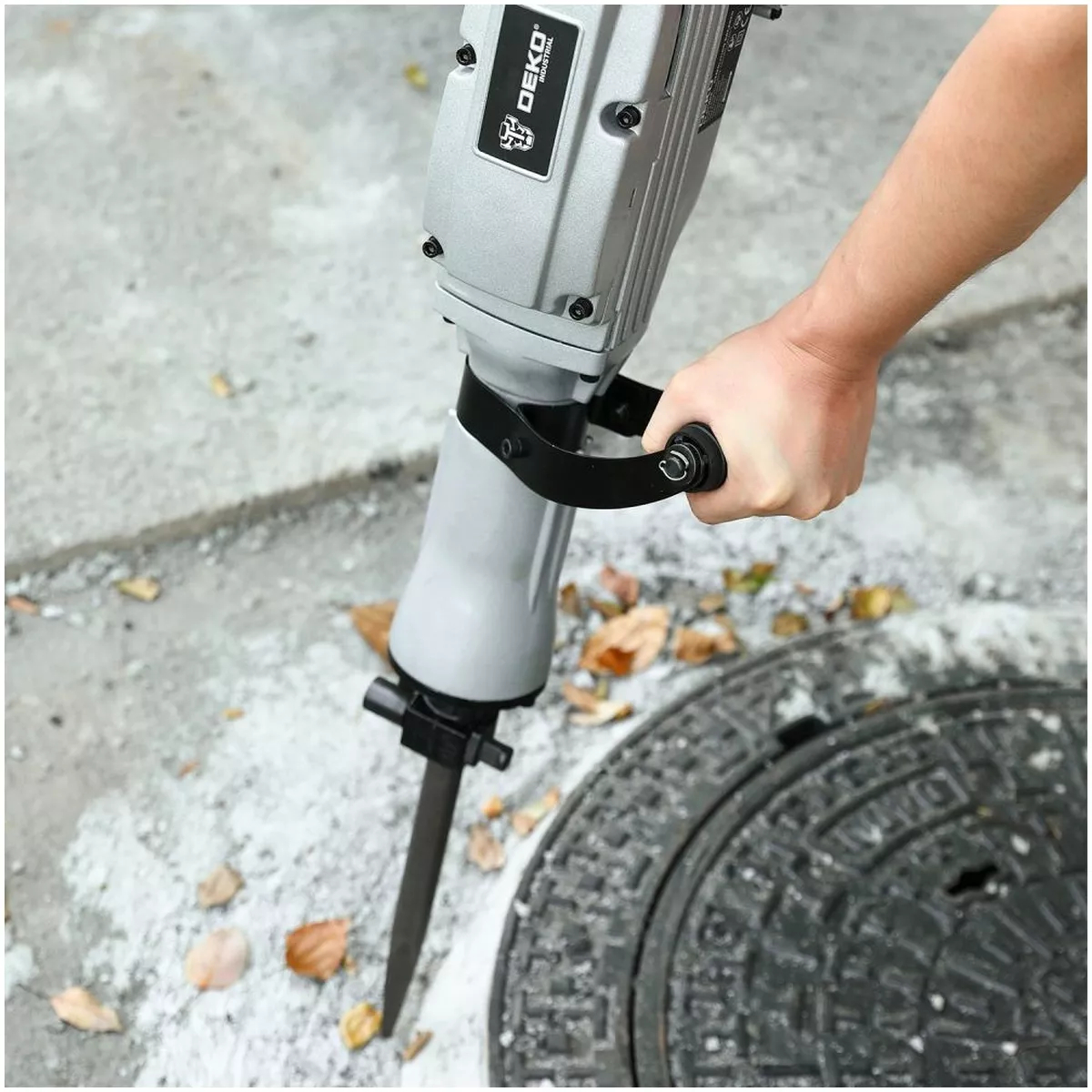 Отбойный молоток DEKO DKJH1800 1800 Вт 50 Дж в кейсе DKJH1800