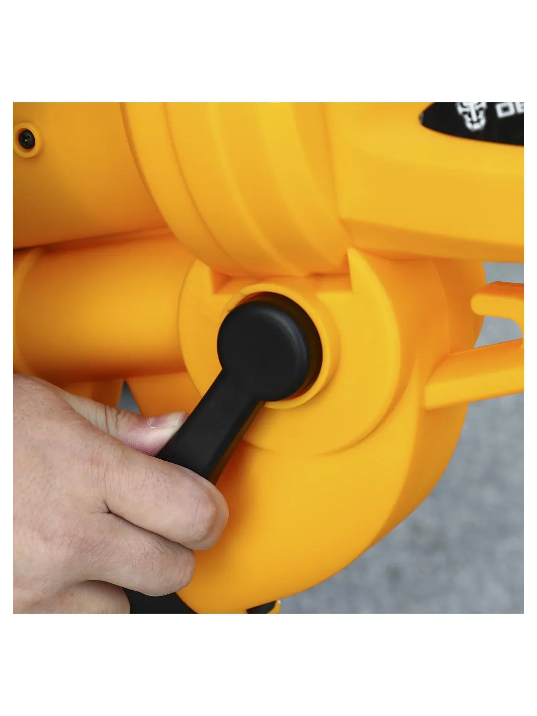 Воздуходувка-пылесос электрическая DEKO DKBL3000W 3000 Вт 083-1001