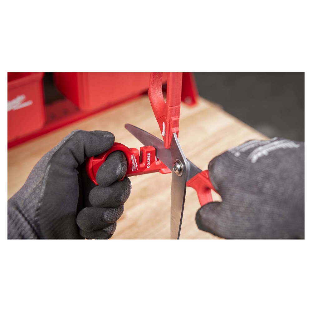 Точилка для ножей Milwaukee компактная 4932478562