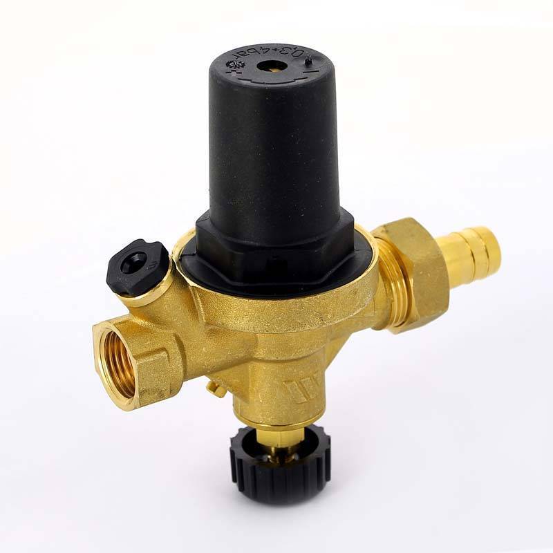 Клапан подпиточный WATTS ALD 1/2 В со штуцером и гнездом для манометра 10004877