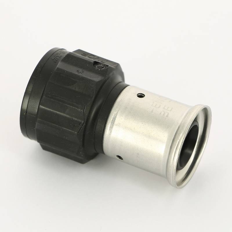 Муфта переходная пресс-В Henco PVDF 26х3/4 18PK-2605