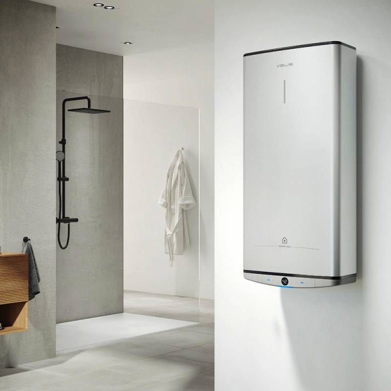 Водонагреватель накопительный Ariston VELIS LUX INOX PW ABSE WIFI 50 3700674
