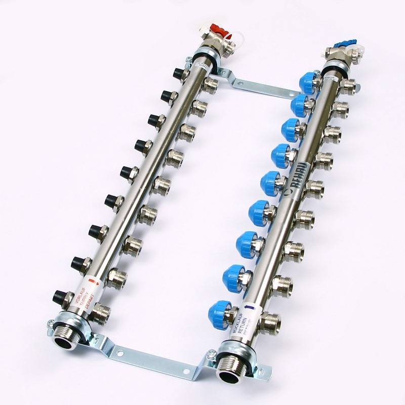 Коллекторная группа из нержавеющей стали Rehau HKV-D с регулирующими и термостатическими вентилями 1 x 3/4 EK 9 выходов 218091